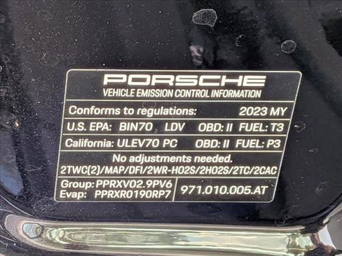 Used 2023 Porsche Panamera image 21