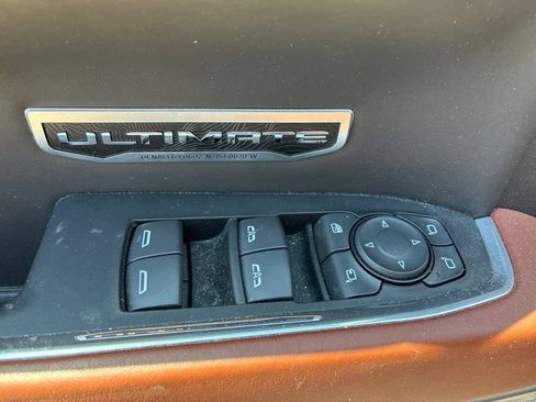 Used 2023 GMC Sierra 1500 Denali Ultimate AWD/4WD image 9