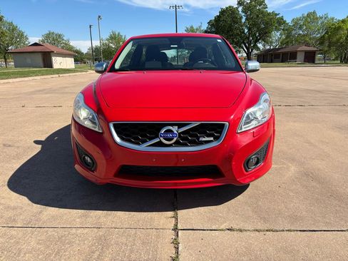 Used 2011 Volvo C30 T5 R-Design image 5