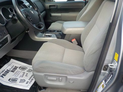 Used 2011 Toyota Tundra 4x4 Double Cab w/ TRD Off-Road Pkg image 10