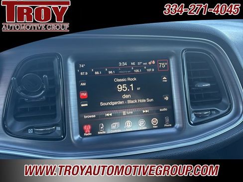 Used 2016 Dodge Challenger SXT Plus image 26