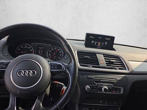 Used 2017 Audi Q3 2.0T Premium FWD image 14