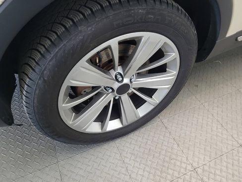 Used 2018 Ford Explorer Limited AWD/4WD image 31
