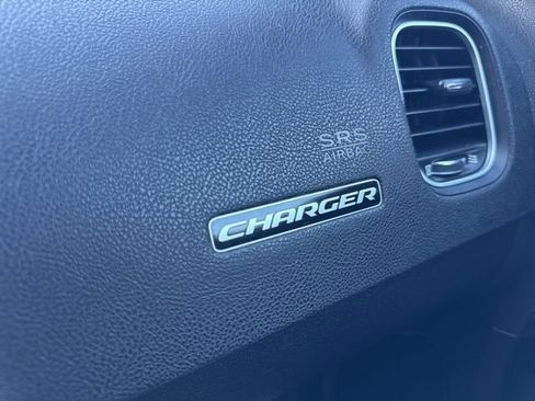Certified 2022 Dodge Charger SXT w/ Cold Weather Package image 23