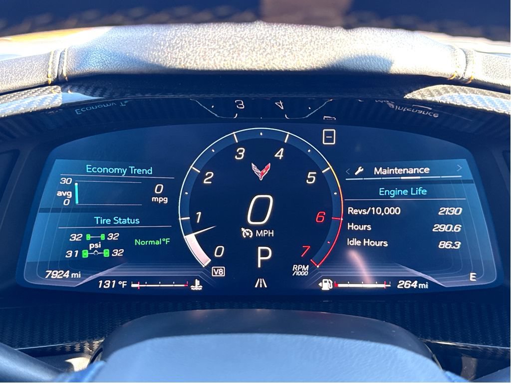Used 2020 Chevrolet Corvette Stingray Preferred Cpe w/ 2LT Preferred Equipment Group RWD image 17
