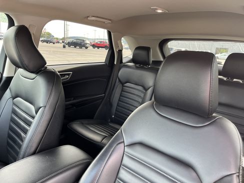 Used 2024 Ford Edge SEL w/ Convenience Package AWD/4WD image 15