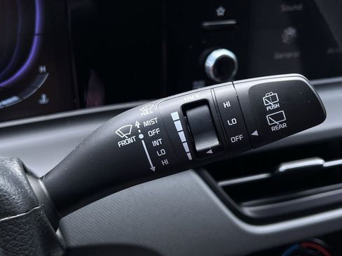 New 2026 Kia Seltos LX AWD/4WD image 38