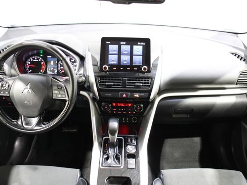 Used 2024 Mitsubishi Eclipse Cross SEL image 2