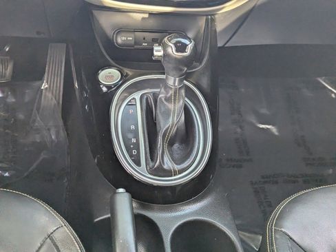 Used 2015 Kia Soul + w/ Primo Package image 22