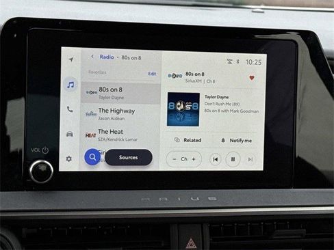 Used 2025 Toyota Prius LE image 18