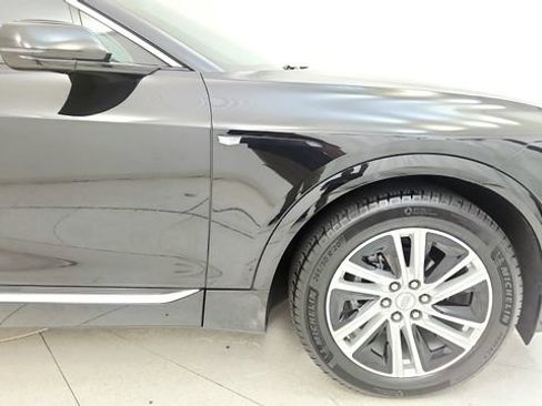Used 2024 Cadillac Lyriq Tech AWD/4WD image 21