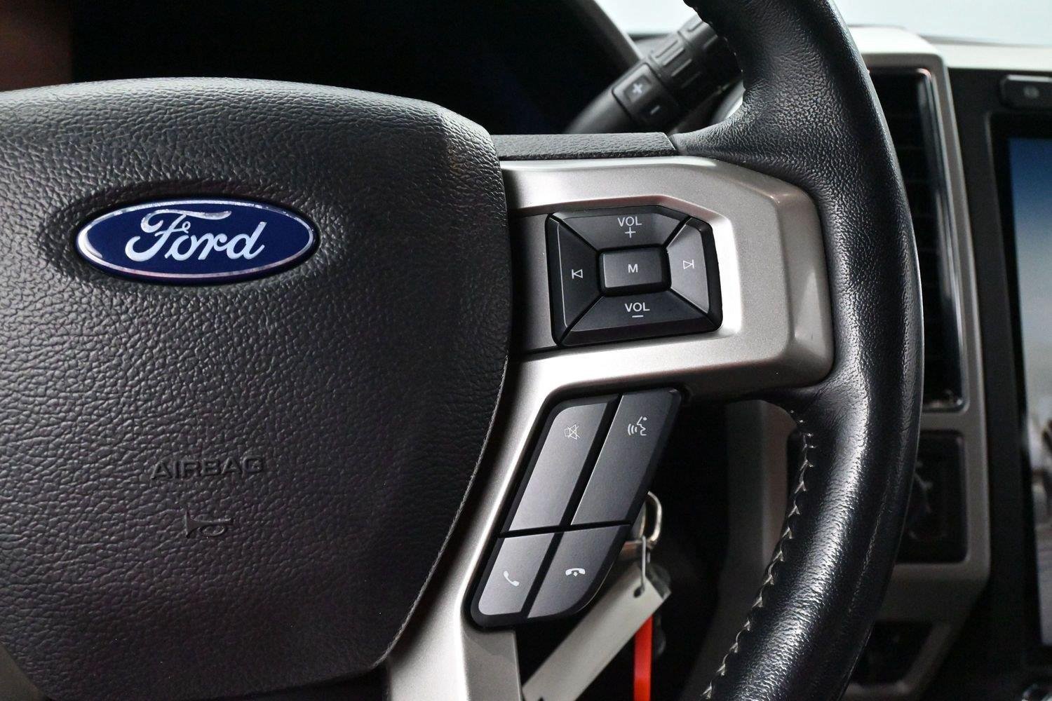 Used 2021 Ford F250 Lariat w/ Lariat Value Package AWD/4WD image 19