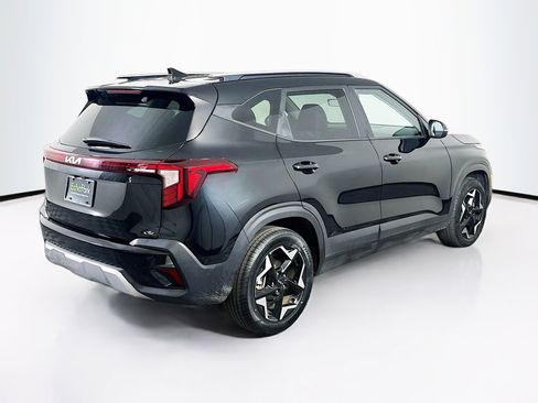 Used 2025 Kia Seltos S FWD image 9