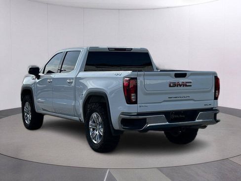 Used 2023 GMC Sierra 1500 SLE AWD/4WD image 3