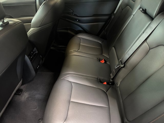Used 2026 Jeep Cherokee Limited AWD/4WD image 24