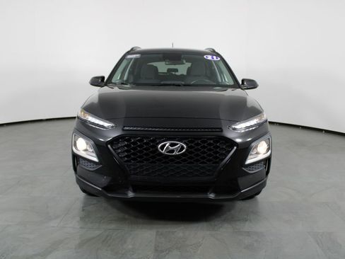 Used 2021 Hyundai Kona SEL w/ Cargo Package image 12