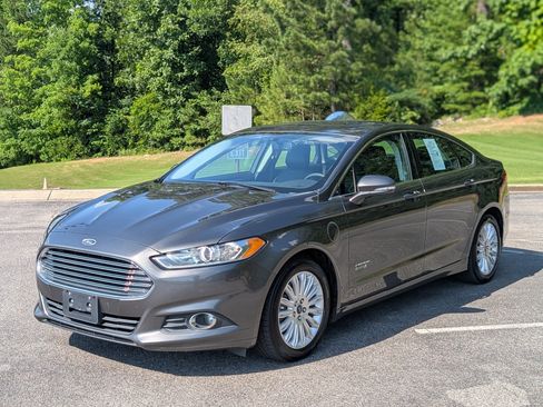 Used 2015 Ford Fusion Energi SE FWD image 5