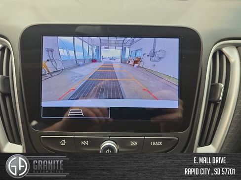 Used 2024 Chevrolet Malibu LS FWD image 21