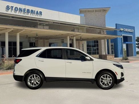 Used 2024 Chevrolet Equinox LT image 4