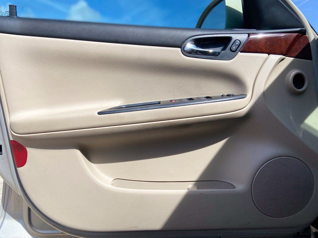 Used 2009 Chevrolet Impala LS FWD image 13