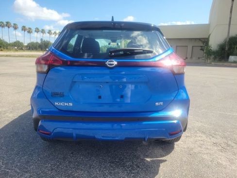 Used 2023 Nissan Kicks SR FWD image 7
