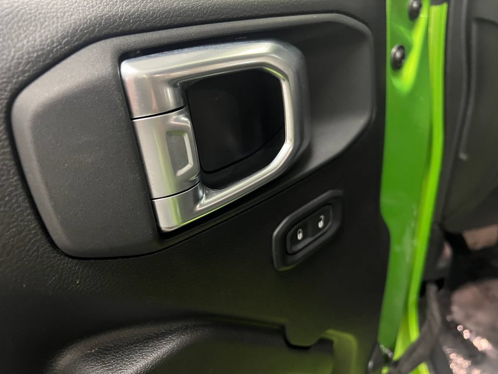 Certified 2025 Jeep Wrangler Unlimited Sport AWD/4WD image 12