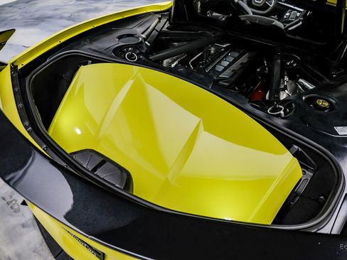 Used 2021 Chevrolet Corvette Stingray Premium Cpe w/ 3LT RWD image 98