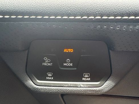 Used 2024 Volkswagen Atlas SEL Premium R-Line AWD/4WD image 20