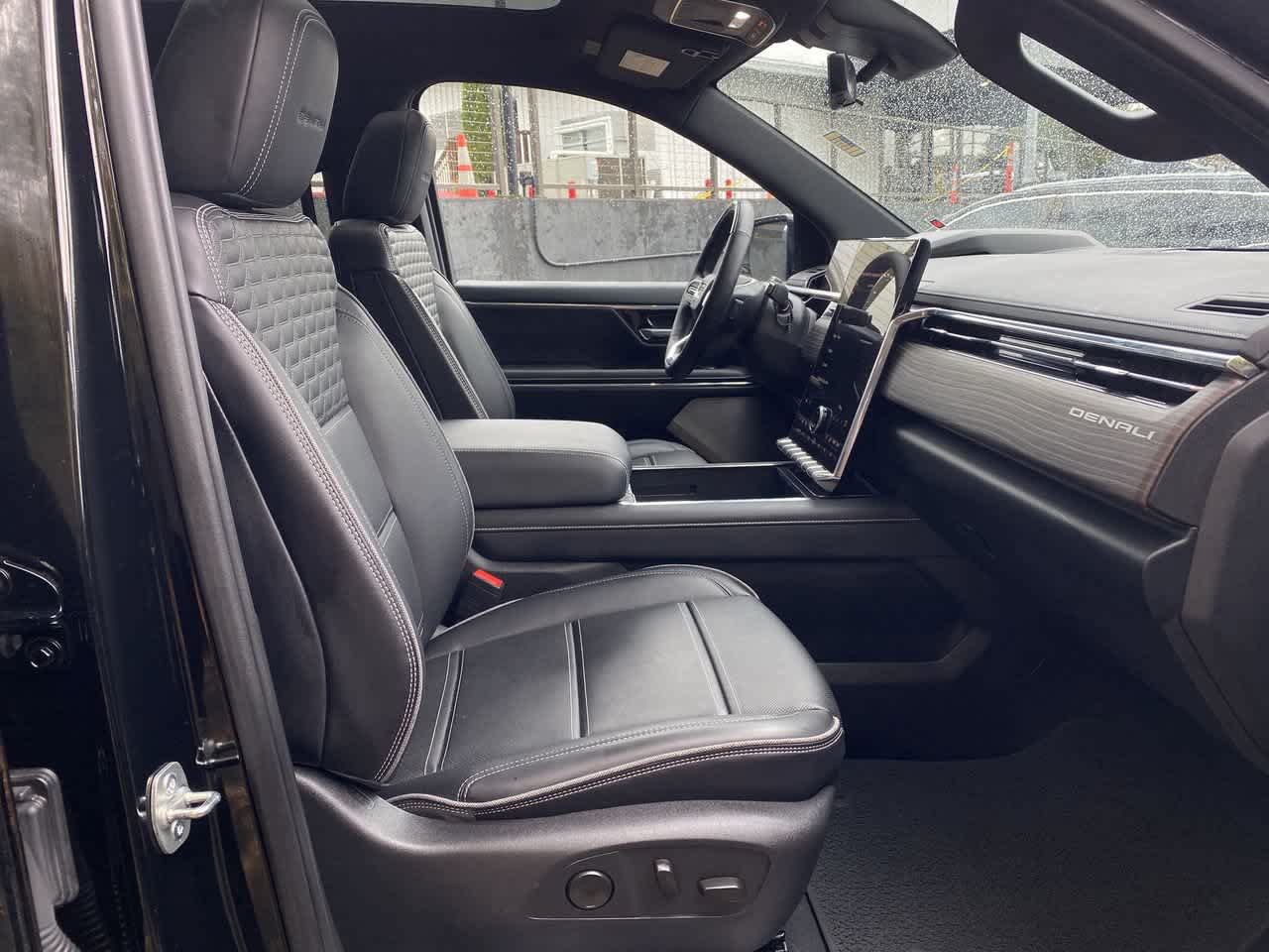 Used 2026 GMC Sierra EV Denali AWD/4WD image 18