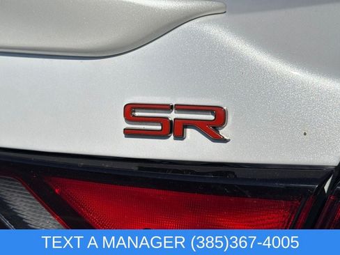 Used 2025 Nissan Sentra SR FWD image 10