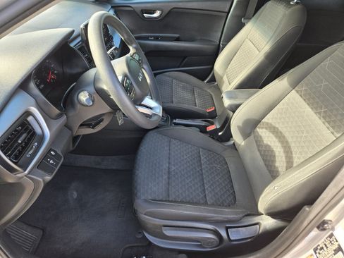Certified 2022 Kia Rio S image 11