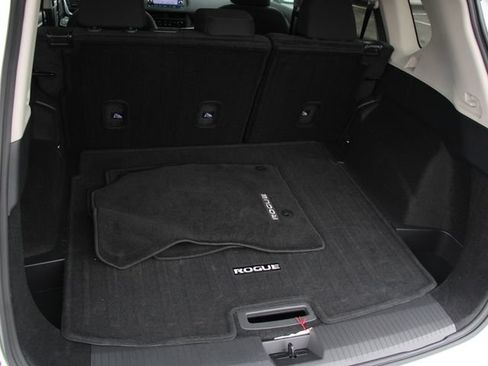 Certified 2025 Nissan Rogue S AWD/4WD image 12