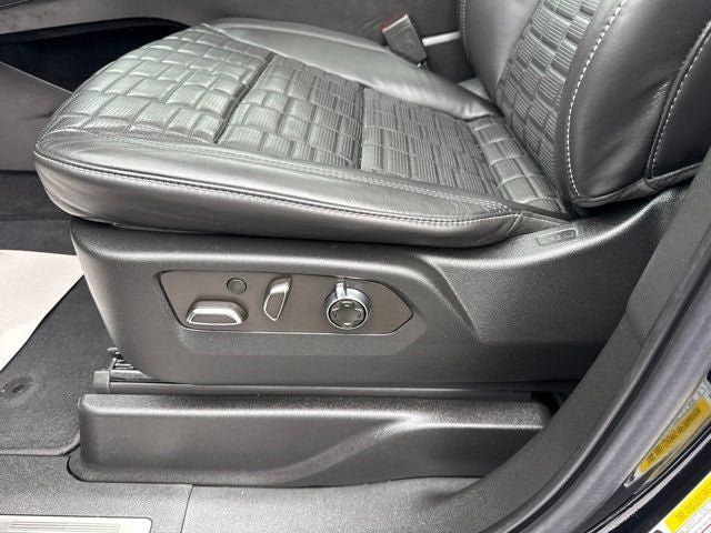 Used 2021 Cadillac Escalade Sport Platinum AWD/4WD image 10