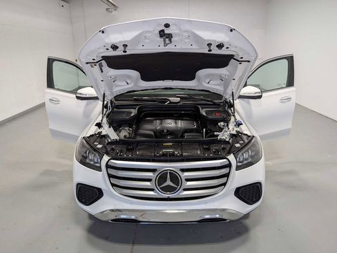 Certified 2026 Mercedes-Benz GLS 450 4MATIC image 13