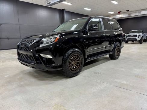 Used 2017 Lexus GX 460 Premium image 29