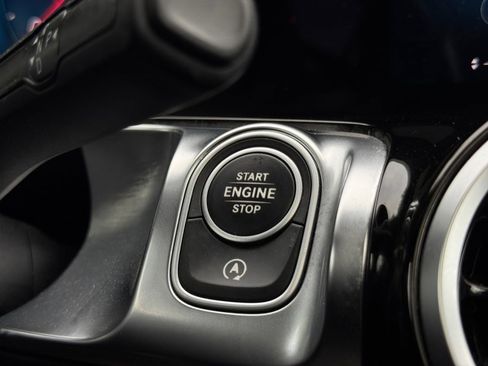 Used 2020 Mercedes-Benz GLB 250 4MATIC image 66