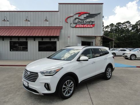 Used 2019 Hyundai Santa Fe XL SE w/ SE Premium Package 02 FWD image 1