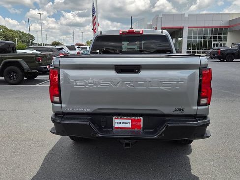 Used 2025 Chevrolet Colorado Z71 AWD/4WD image 10
