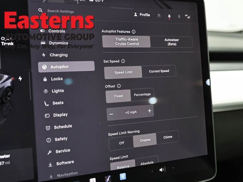 Used 2023 Tesla Model 3 Standard Range image 17