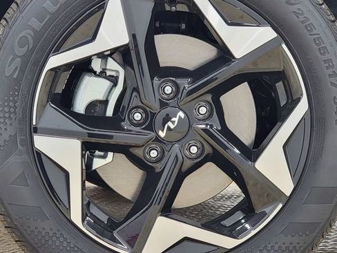 New 2026 Kia Seltos S image 13