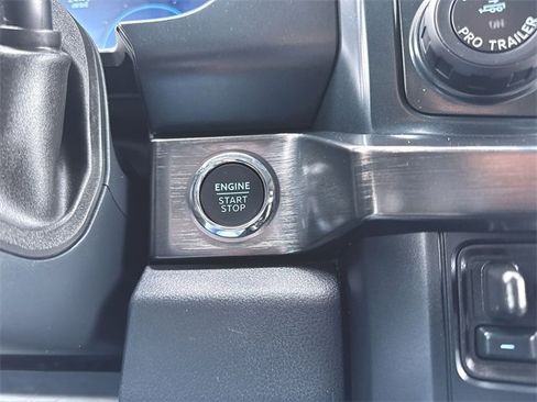 Used 2024 Ford F350 Lariat w/ Lariat Ultimate Package image 17