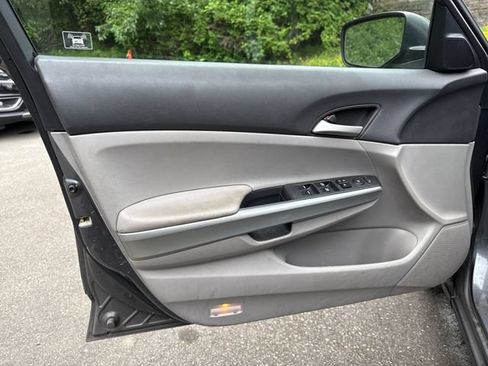 Used 2010 Honda Accord EX image 15