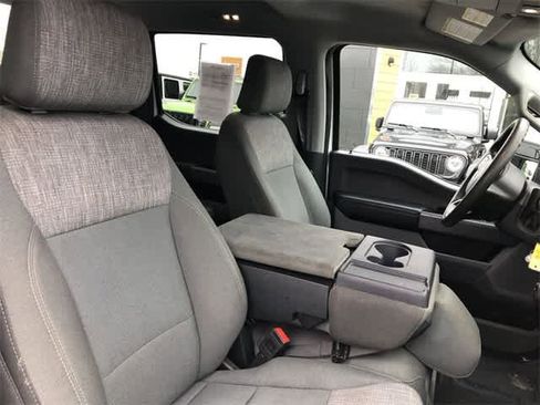 Used 2024 Ford F250 XLT image 32