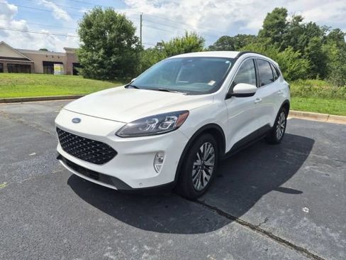 Used 2021 Ford Escape Titanium FWD image 2
