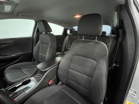 Used 2018 Chevrolet Malibu LS FWD image 12