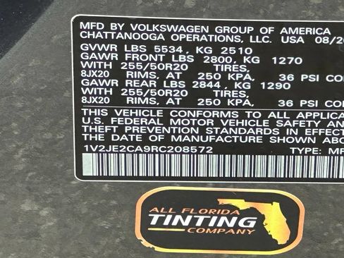 Used 2024 Volkswagen Atlas Cross Sport SE w/ Panoramic Sunroof Package FWD image 43