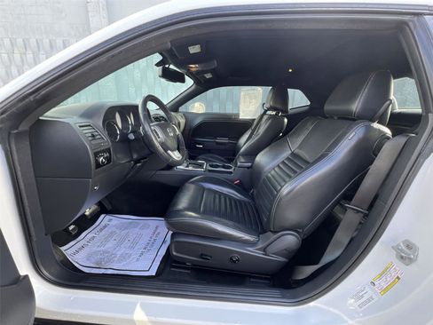 Used 2014 Dodge Challenger Rallye Redline image 10