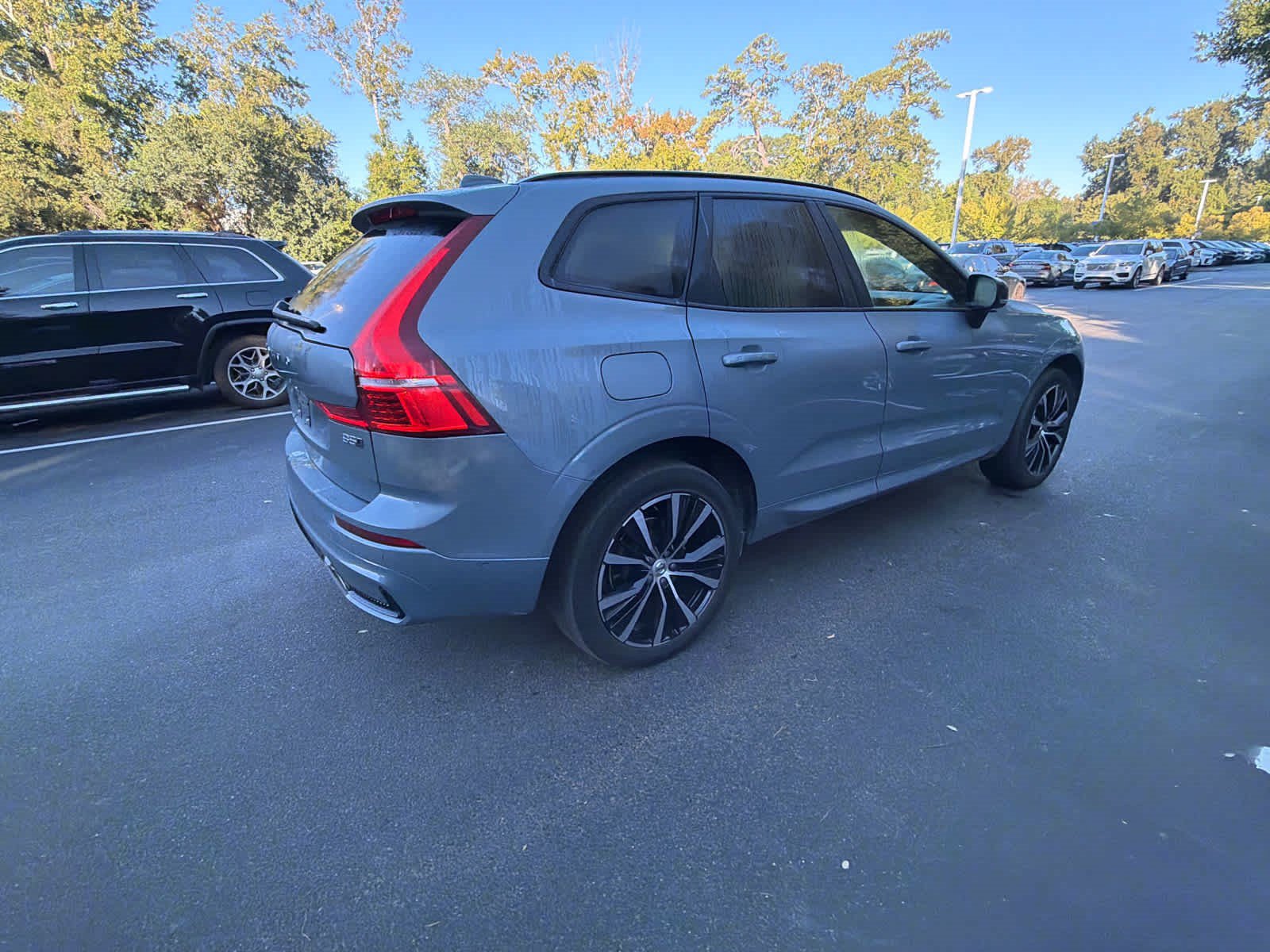 Certified 2024 Volvo XC60 B5 Plus w/ Protection Package AWD/4WD image 15