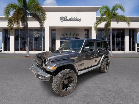 Used 2021 Jeep Wrangler Unlimited Sahara AWD/4WD image 1
