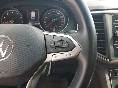 Used 2021 Volkswagen Atlas SE image 33